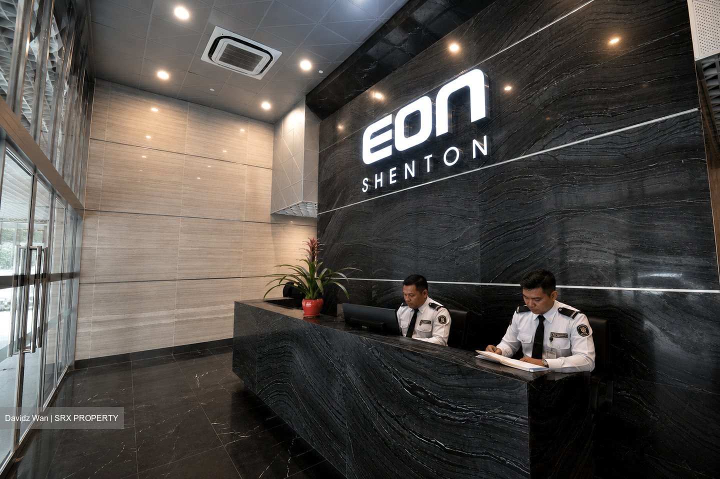 Eon Shenton (D2), Office #559484661